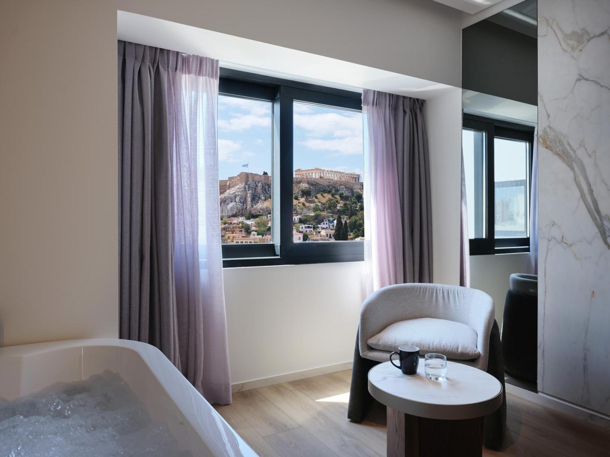 Nur Edge Aparthotel - Acropolis Skyline Athena Bagian luar foto