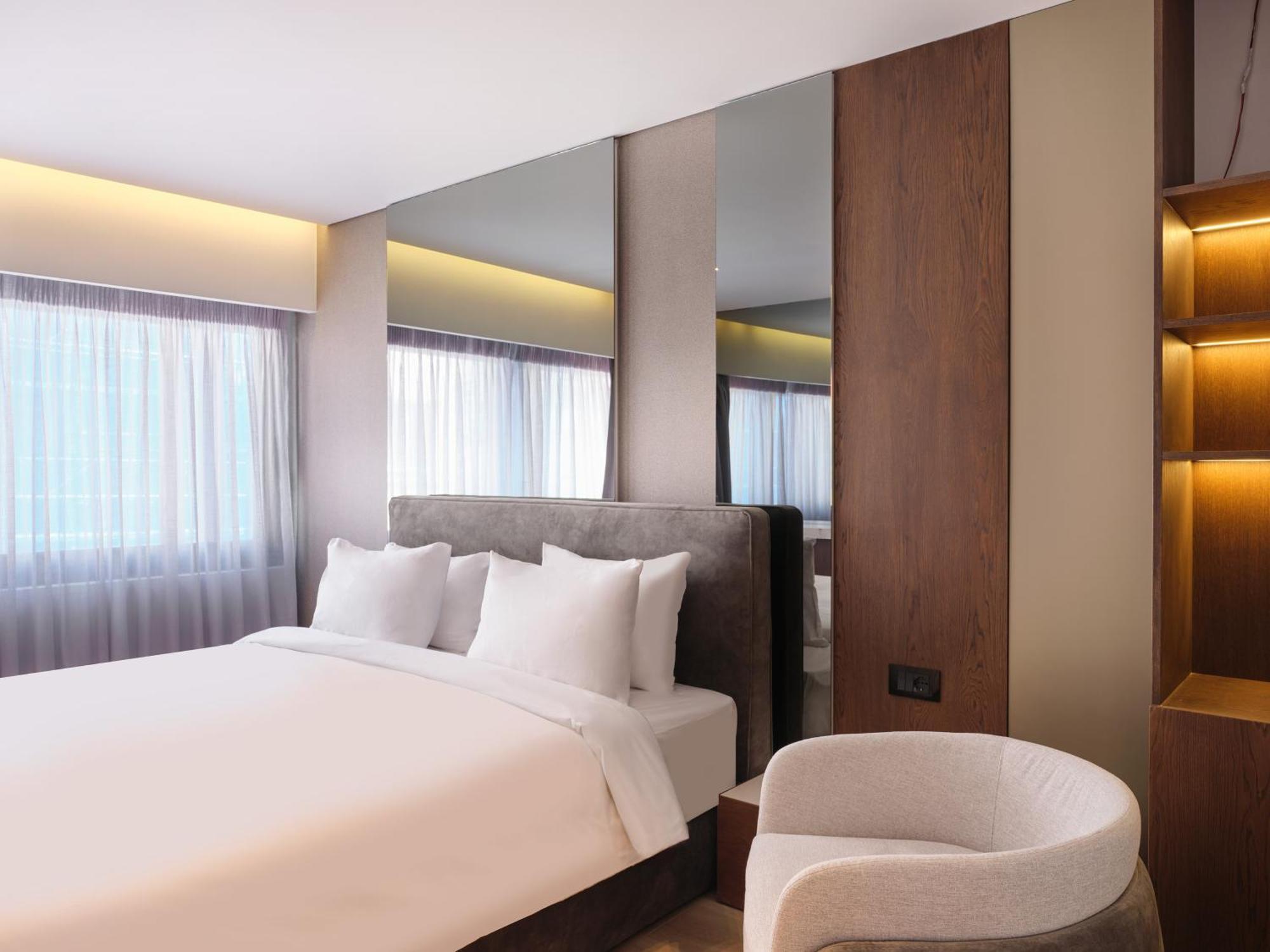 Nur Edge Aparthotel - Acropolis Skyline Athena Bagian luar foto