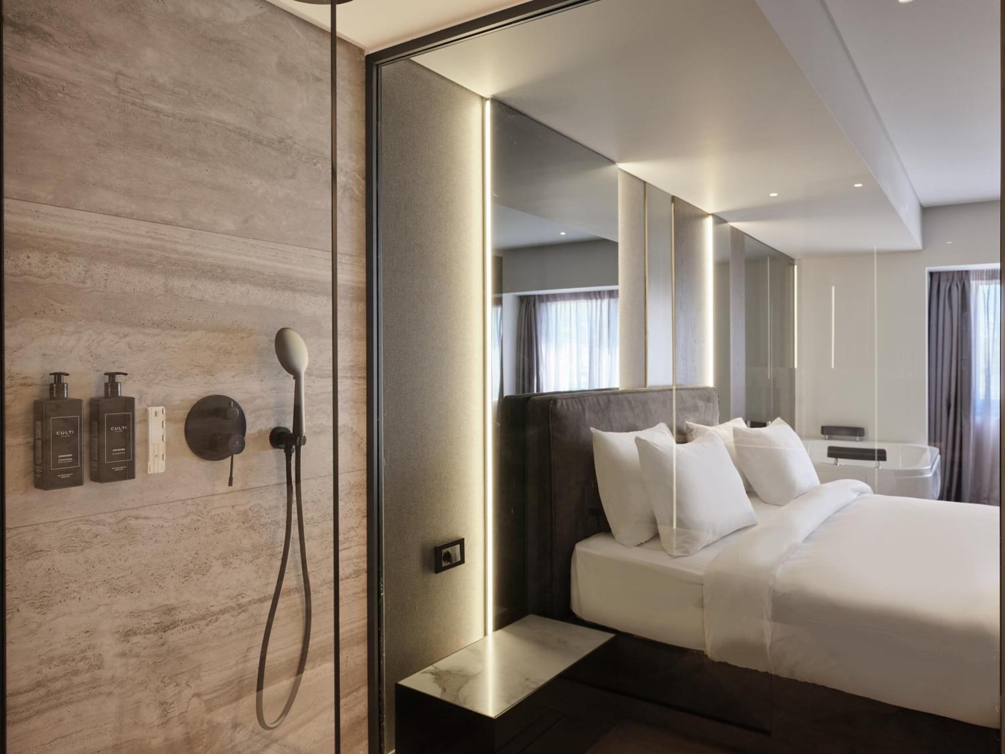 Nur Edge Aparthotel - Acropolis Skyline Athena Bagian luar foto